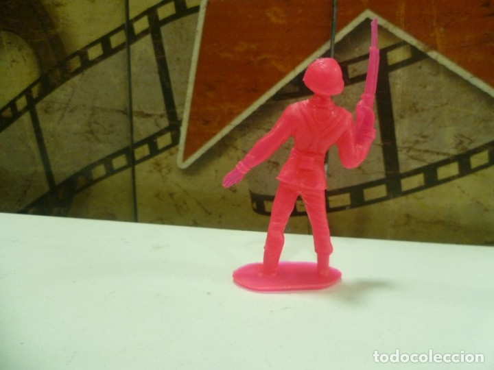 Figuras de goma y PVC: Soldado monocolor espa&ntilde;ol de Comansi - Foto 2