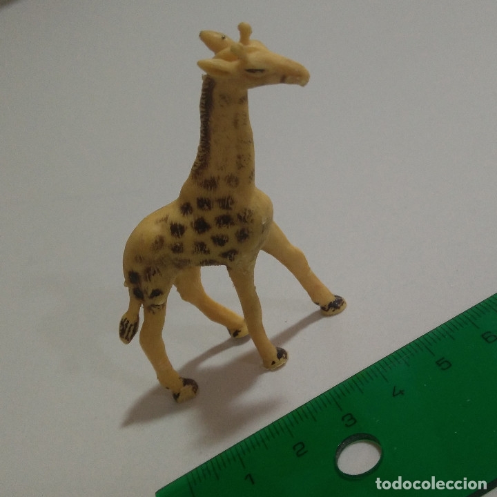 Gummi- und PVC-Figuren: jirafa tipo plastico pvc goma figurita mu&ntilde;eco zoo