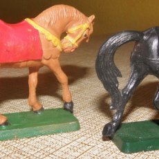Figuras de Goma y PVC: CABALLO STARLUX MEDIEVAL. Lote 177200643