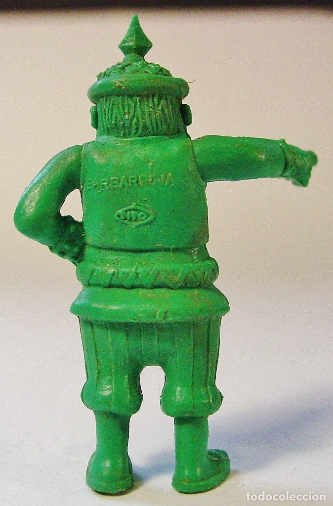 Figuras de goma y PVC: 9 FIGURITAS PIRATAS Y WARNER DE DUNKIN. - Foto 9