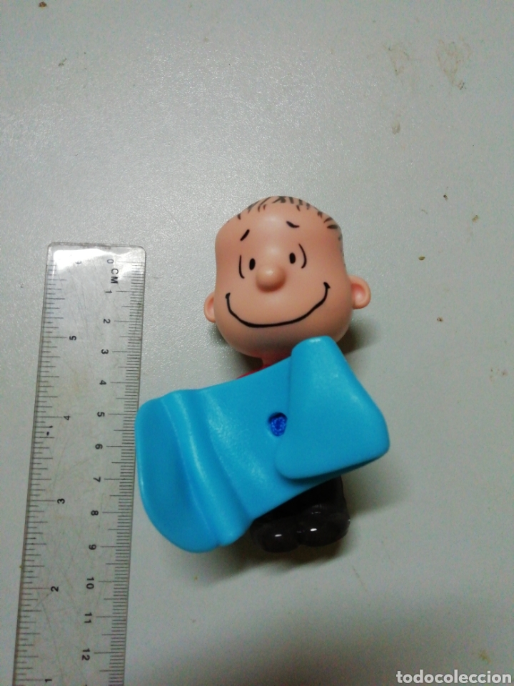 Figuras de goma y PVC: Carlitos de snoopy de mac Donald - Foto 1