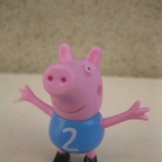 Figuras de Goma y PVC: GEORGE PIG - PERSONAJE DE PEPPA PIG - FIGURA DE PVC - ASTLEY BAKER DAVIES.