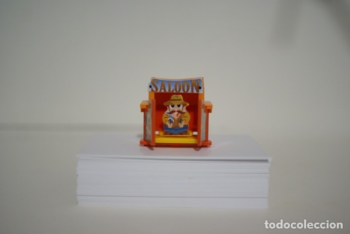 Kinder &Uuml;berraschung: Sal&oacute;n K04 N&ordm; 9