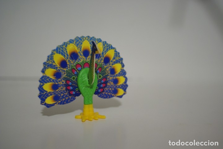 Kinder &Uuml;berraschung: Pavo real, con cola de cart&oacute;n K04 n&ordm; 72