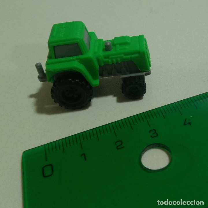 Figuras de Goma Kinder: kinder tractor antiguo 90 vehiculo miniatura escala