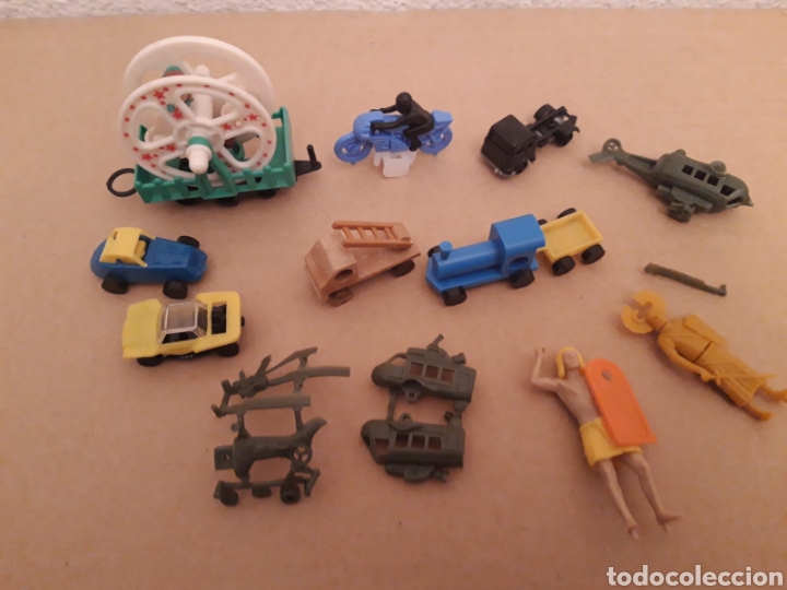 Figuras de goma y PVC: Dunkin lote - Foto 1