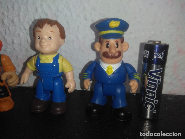 Figuras de goma y PVC: Lote mu&ntilde;eco figura  4 - Foto 3