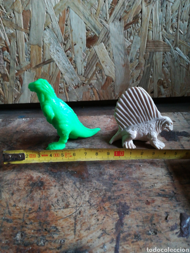 Figuras de goma y PVC: 2 dinosaurios de la marca Yolanda - Foto 2