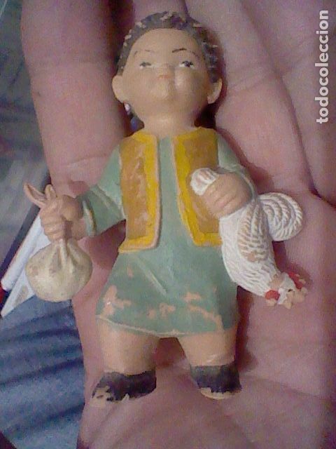 Gummi- und PVC-Figuren: FERRANDIS BELEN NAVIDAD PESEBRE FIGURA PL&Aacute;STICO GRANJERO GALLO Y PIENSO 8 CMS ALTO