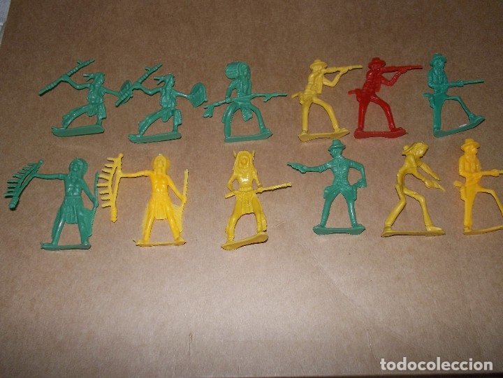 Figuras de goma y PVC: INDIOS Y VAQUEROS LOTE NO MONTAPLEX, EJUSA, COMANBOYS, COMANSI... - Foto 1