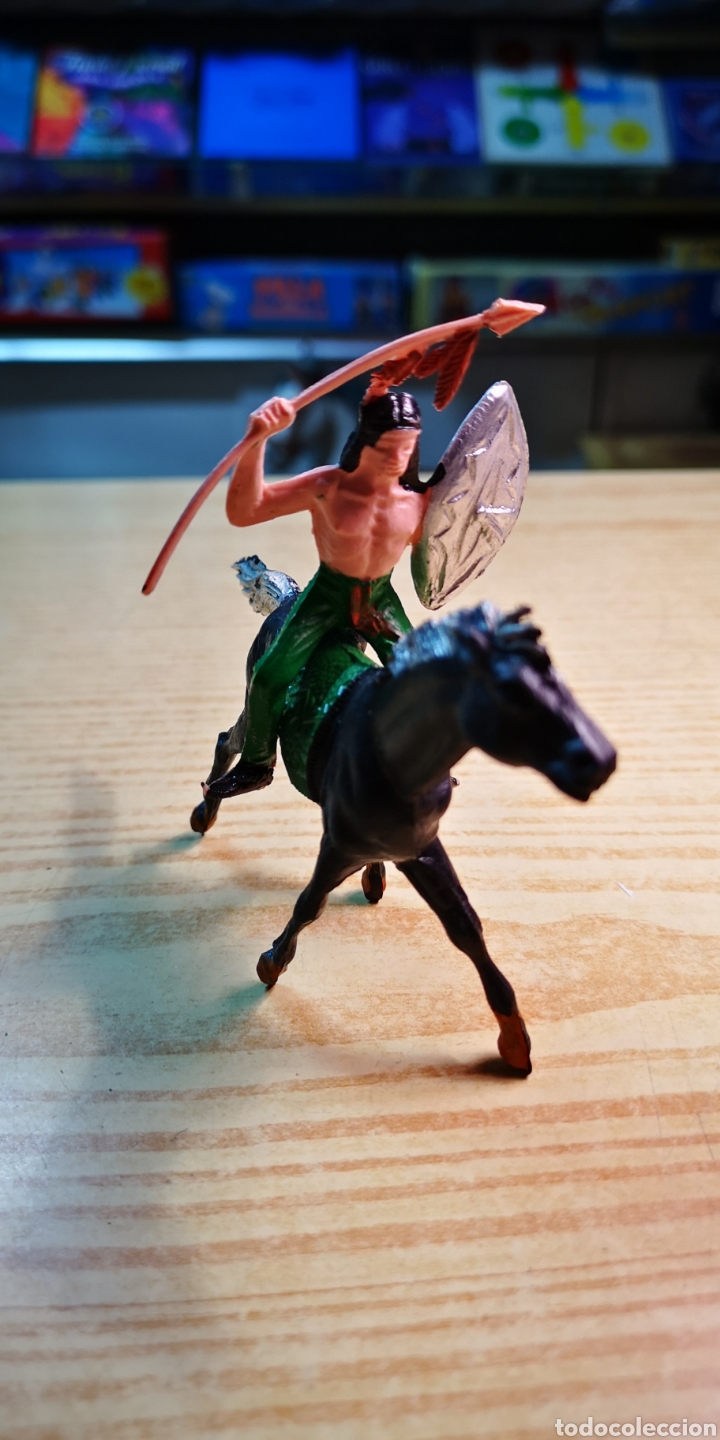 Figuras de goma y PVC: Comans caballo y indio - Foto 2