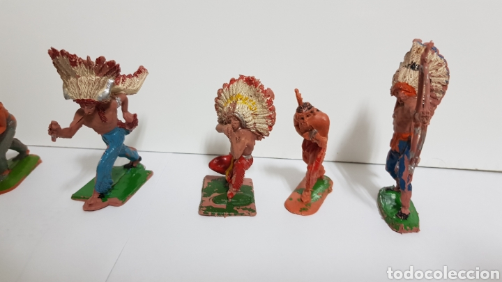 Figuras de goma y PVC: LOTE DE 8 INDIOS PECH, A&Ntilde;OS 70 - Foto 3
