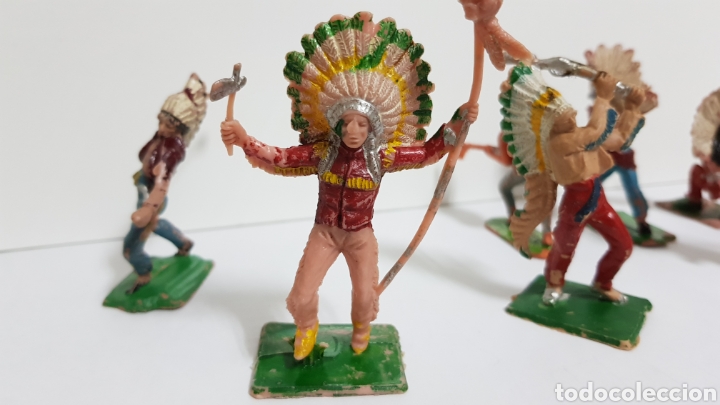 Figuras de goma y PVC: LOTE DE 8 INDIOS PECH, A&Ntilde;OS 70 - Foto 11