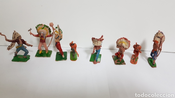 Figuras de goma y PVC: LOTE DE 8 INDIOS PECH, A&Ntilde;OS 70 - Foto 2