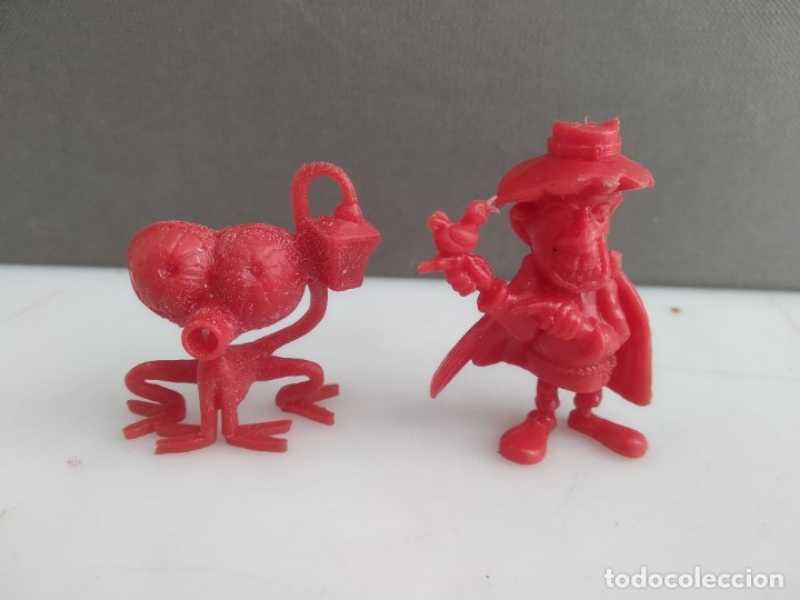 Figuras de goma y PVC: DOS FIGURAS DUNKIN - Foto 1