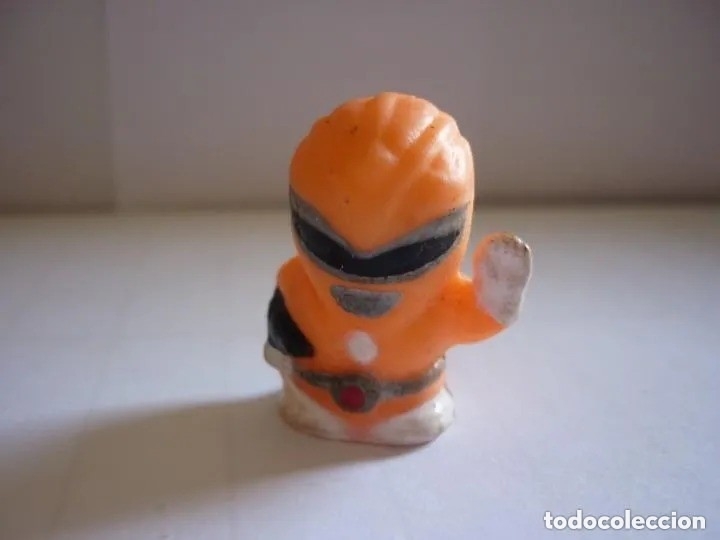 Figuras de goma y PVC: Figura capuch&oacute;n de l&aacute;piz - Foto 1