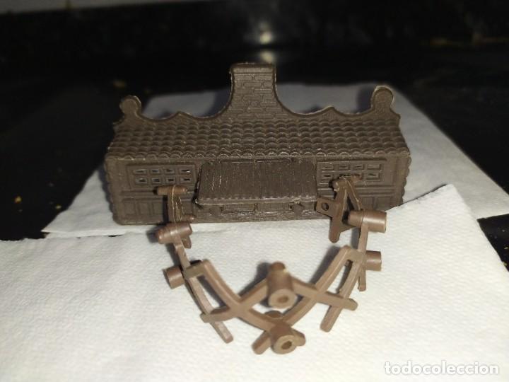 Figuras de goma y PVC: Rancho Oreg&oacute;n montaplex - Foto 1