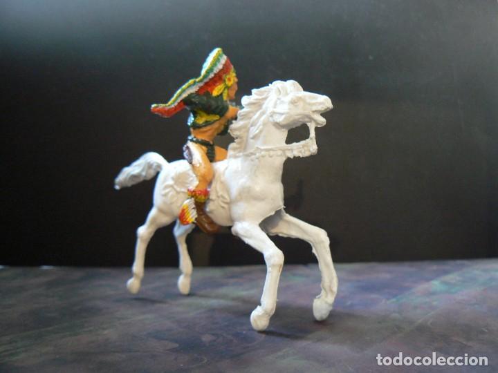 Figuras de goma y PVC: INDIO A CABALLO DE REIGON - Foto 3