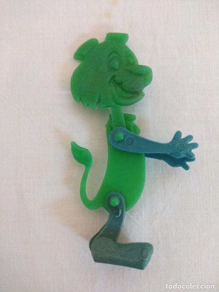 Figura Móvil Articulada