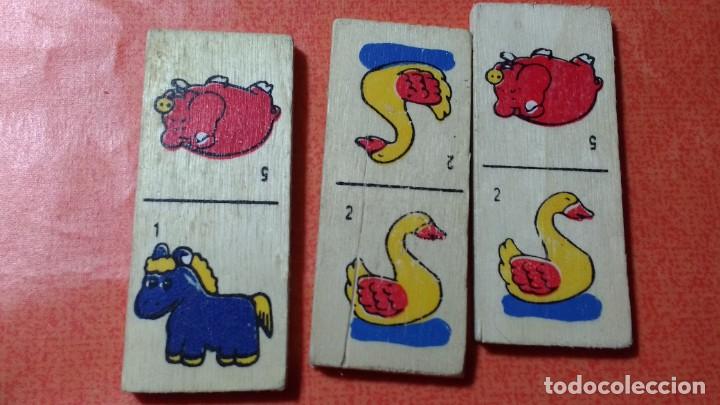 Figuras de goma Kinder: Figuras varias pvc figuras madera de puzzles - Foto 1