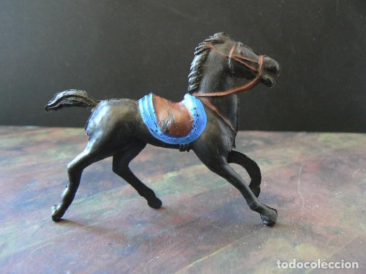 Figuras de goma y PVC: PIPERO - CABALLO - 6,4 CM. - Foto 2