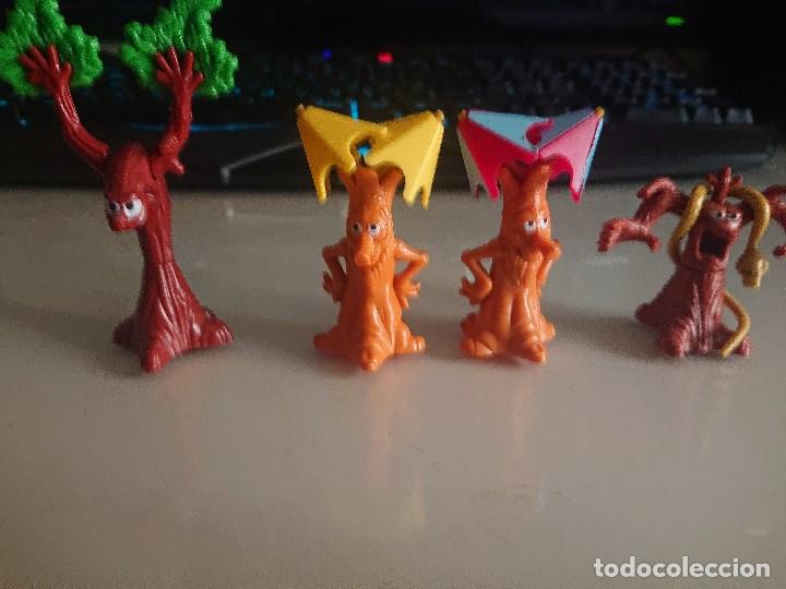 Figuras de Goma Kinder: Lote de 4 FIGURAS ARBOL DE HUEVOS KINDER , PUEDE HABER ALGUNA QUE NO ES DE KINDER , LEER DESCRIPCION