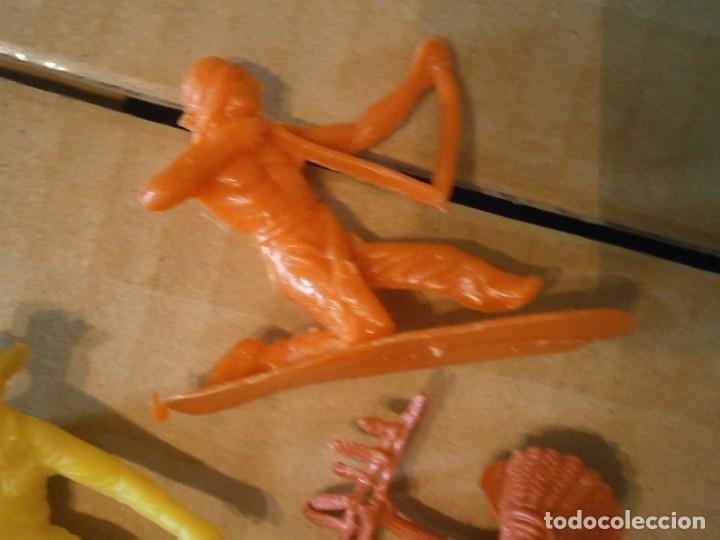 Figuras de goma y PVC: LOTE DE INDIOS A&Ntilde;OS 80 90 - Foto 3