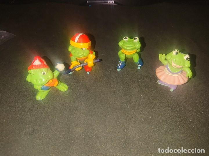 Figuras de Goma Kinder: Lote de 4 FIGURAS RANITAS DE HUEVOS KINDER , LEER DESCRIPCION