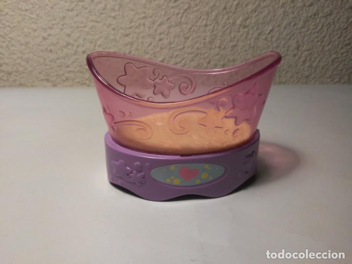 Figuras de goma y PVC: Ba&ntilde;era pecera cama Littlest Pet Shop Hasbro 2005