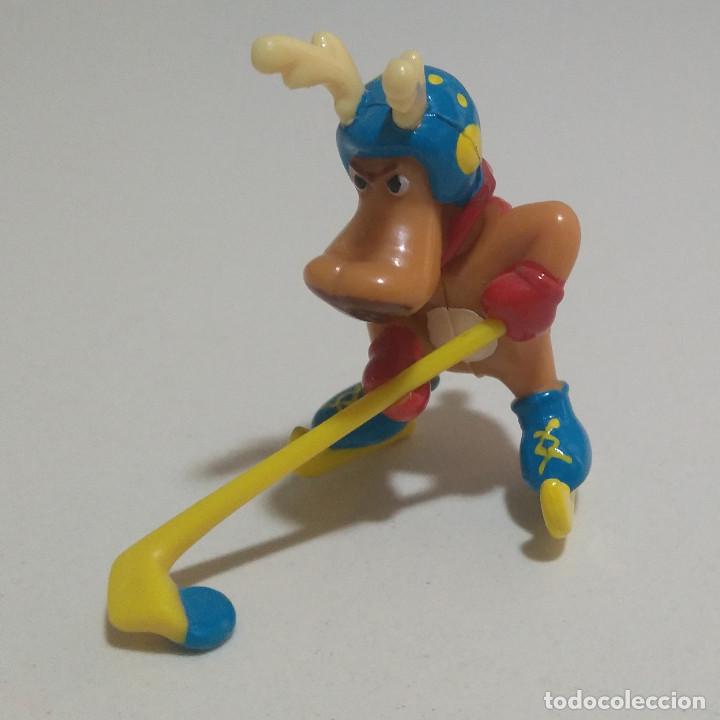 Figuras de Goma Kinder: kiner reno hockey hielo alce navidad mu&ntilde;eco figura deporte