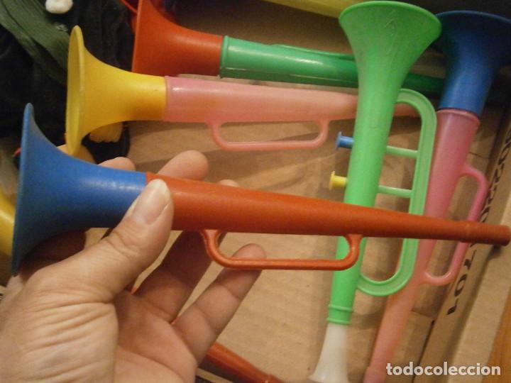 Figuras de Goma y PVC: TROMPETA A&Ntilde;OS 70 80&iexcl;&iexcl;