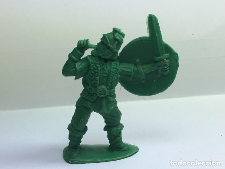 Figuras de goma y PVC: VIKINGO DE LA FABRICA - COMANSI - Foto 1