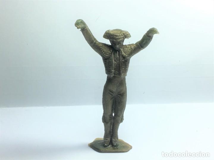 Figuras de goma y PVC: TORERO DE PECH - Foto 1