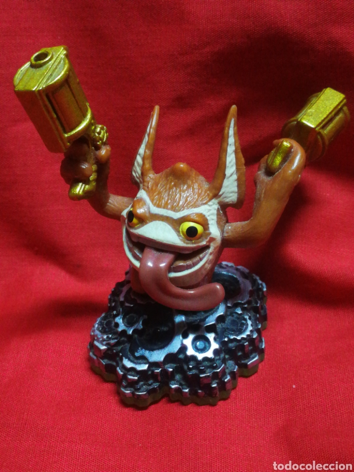 Figuras de goma y PVC: FIGURA SKYLANDERS, ACTIVISION 2011. - Foto 1