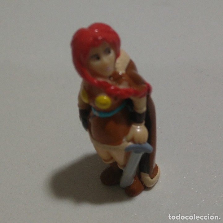 Figuras de Goma Kinder: FIGURA MU&Ntilde;ECO KINDER FERRERO ASTERIX UDERZO GOSCINY MINIATURA vikingo vikinga pelirroja
