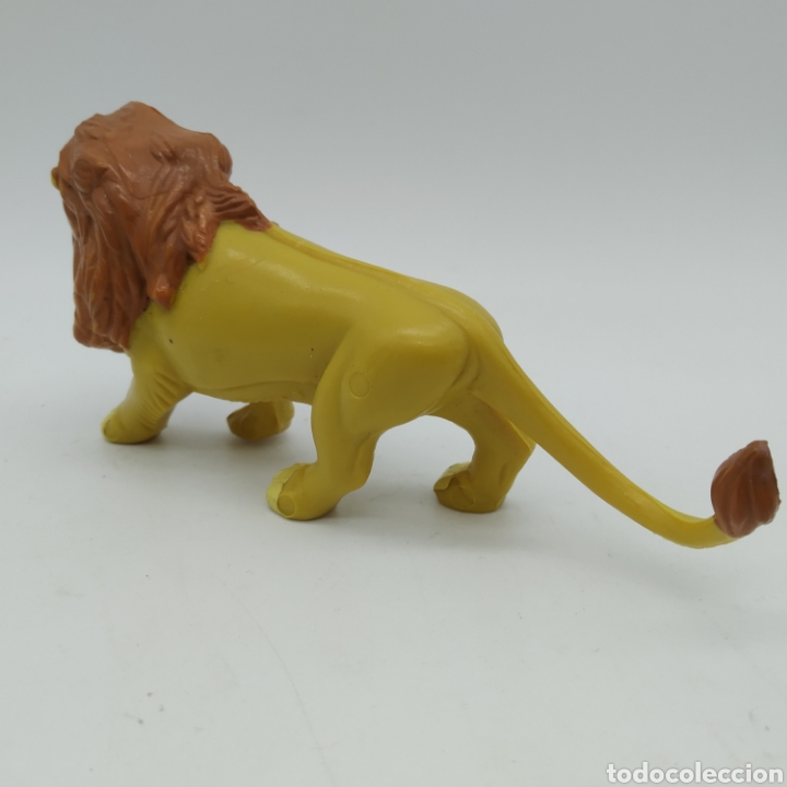 Figuras de goma y PVC: Simba de El Rey Le&oacute;n - Foto 3