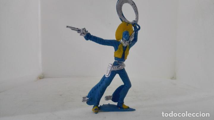 Gummi- und PVC-Figuren: FIGURA DE PLASTICO, VAQUERO CON PISTOLA Y LAZO, MEDIDA 12 CM