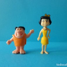 Figuras de Goma Kinder: FIGURAS DE PEDRO PICAPIEDRA Y BETTY MÁRMOL - THE FLINSTONES. LOS PICAPIEDRAS. HANNA-BARBERA
