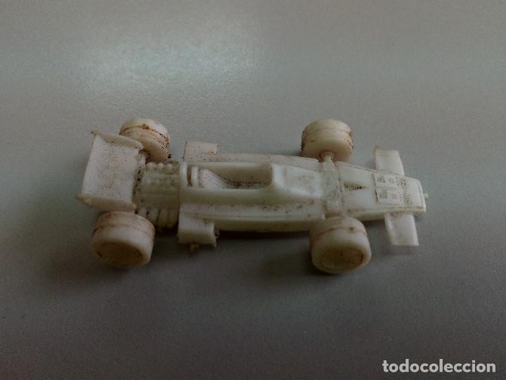 Figuras de goma y PVC: COCHE DE CARRERA BIMBO - Foto 1