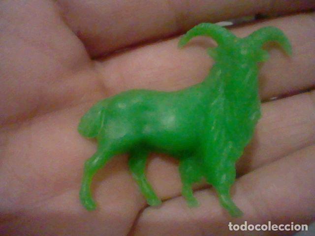 Figuras de Goma y PVC: CABRA MONTESA MUFLON REBECO O SIMILAR PLASTICO FIGURA MONOCROMA A&Ntilde;OS 70 APROX 4,3 CMS ALTO APROX