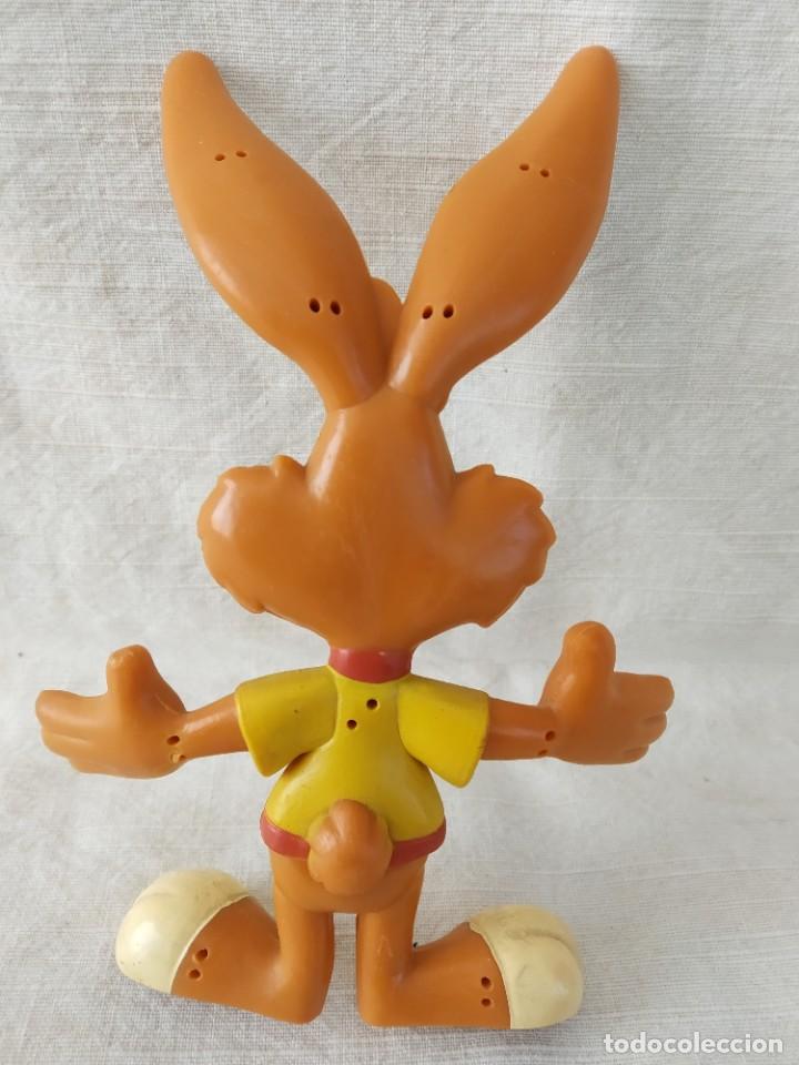 Figuras de goma y PVC: QUICKY - CONEJO NESQUIK - Foto 2
