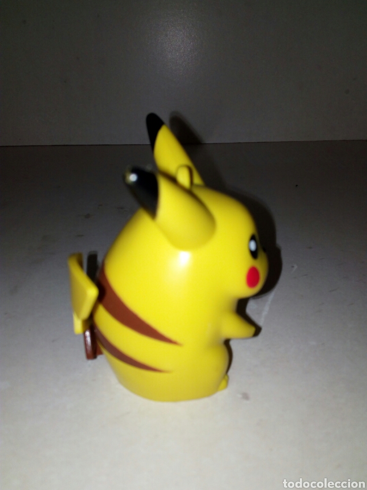 Figuras de goma y PVC: PIKACHU FIGURA PVC - Foto 4