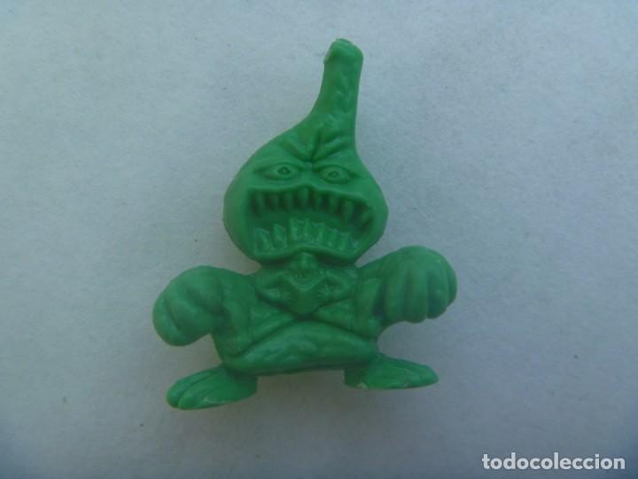 Figuras de goma y PVC: FIGURA DE DUNKIN DE LA COLECCION MONSTRUOS - Foto 1