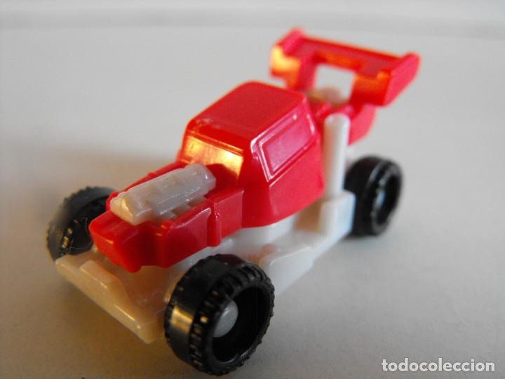 Figuras de goma Kinder: Coche KINDER - MATTEL EN 392 - Foto 3