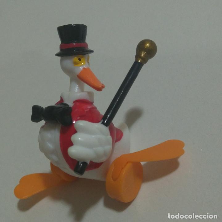 Figuras de Goma Kinder: kinder k00 00 oca pato se&ntilde;or baston ruedas