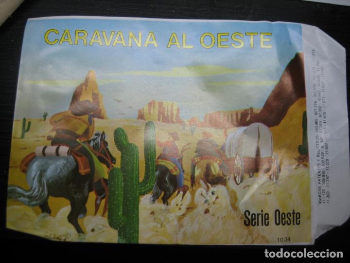 Figuras de goma y PVC: sobre montaplex - Foto 1