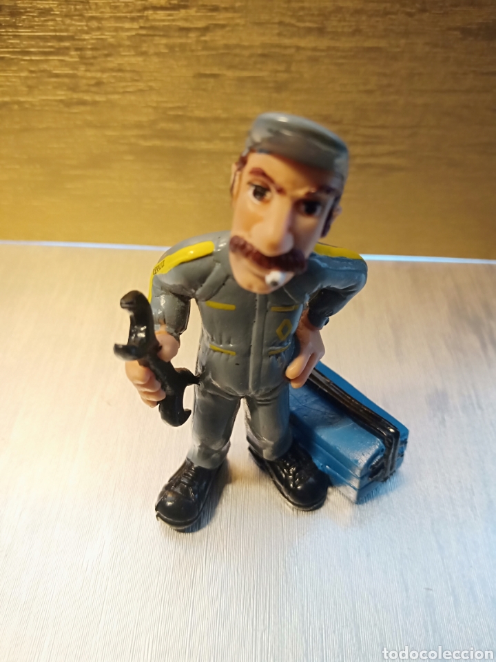 Figuras de goma y PVC: Mec&aacute;nico Renault comics spain comics spain - Foto 1