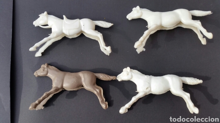 Figuras de goma y PVC: LOTE FIGURAS OESTE PL&Aacute;STICO pvc COMANSI - Foto 4