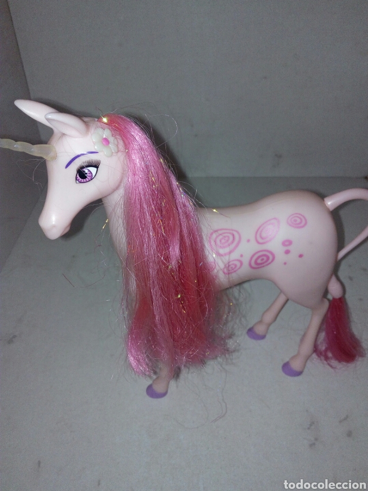 Figurines en Caoutchouc et PVC: UNICORNIO LUCKY PUNCH