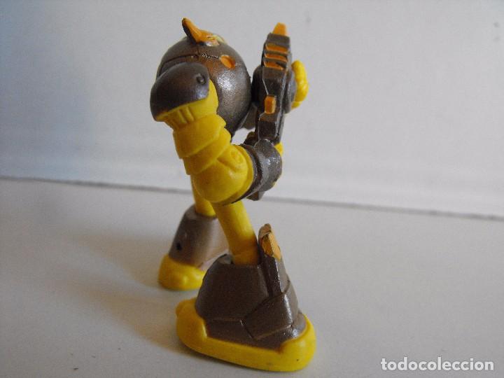 Figuras de goma y PVC: Figura de XENOX de PANINI. - Foto 2